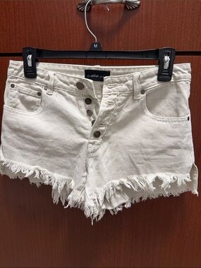 Mustard Seed Cream Frayed Hem Denim Shorts